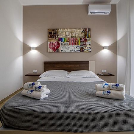 B&B 3 Vele ปอร์โตเชซาเรโอ ภายนอก รูปภาพ