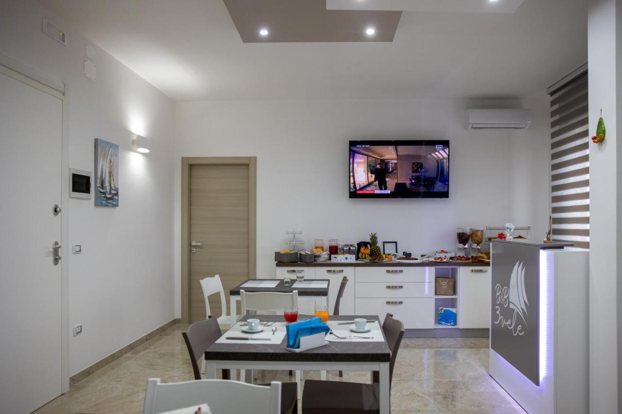 B&B 3 Vele ปอร์โตเชซาเรโอ ภายนอก รูปภาพ